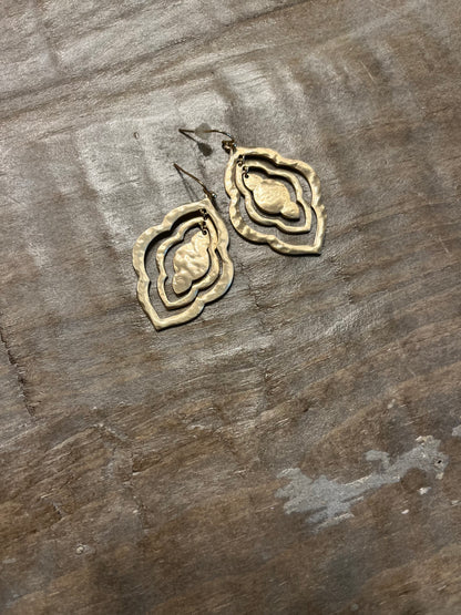 Gold quatrefoil dangle earrings