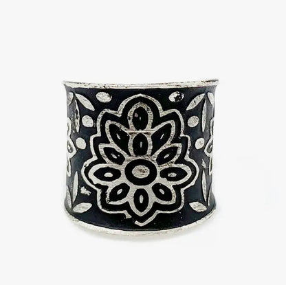 Silver Patina Ring - Black Floral