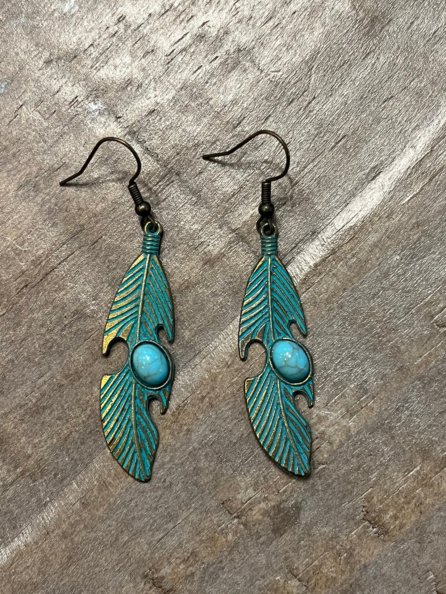 Leaf dangle earrings