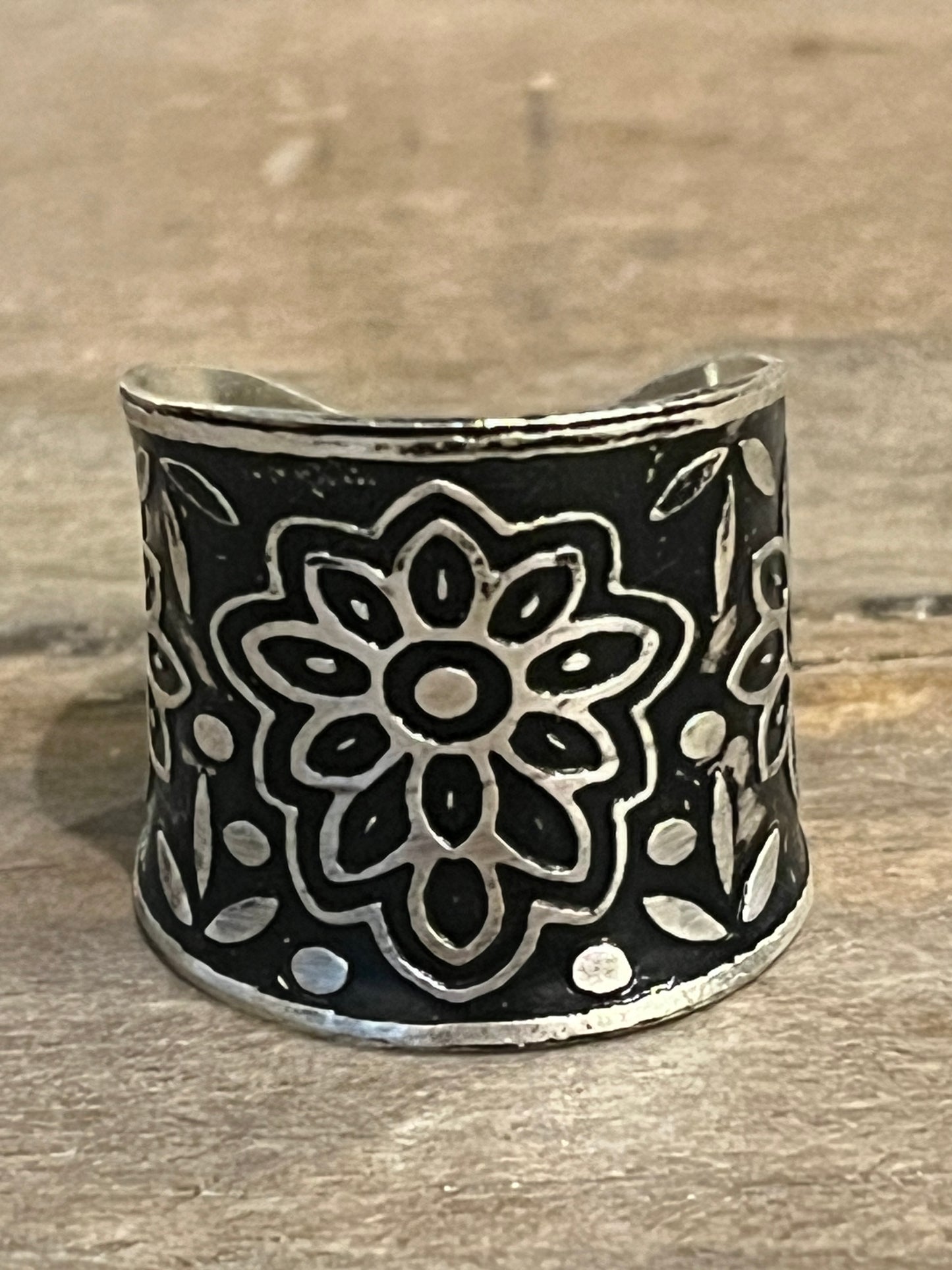 Silver Patina Ring - Black Floral