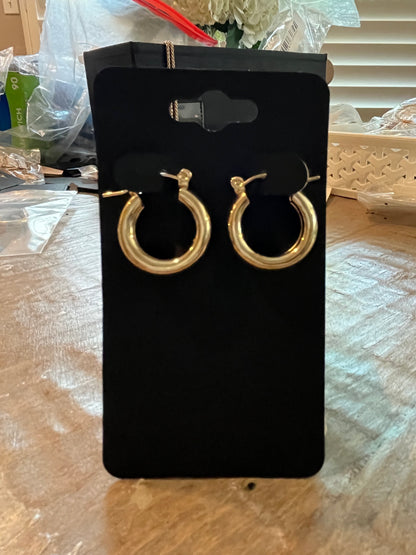 Gold Hollow Tube Hoop Earrings