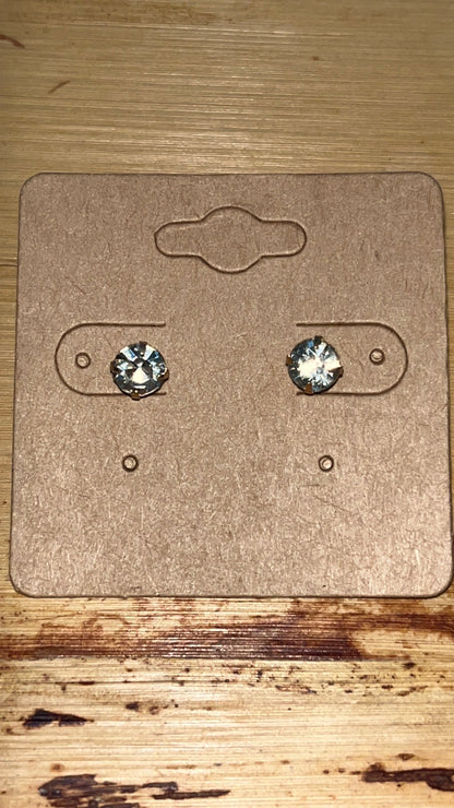 Cubic zirconia stud earrings